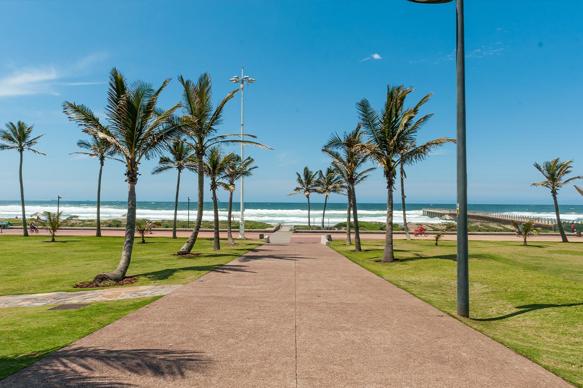 Golden Mile Beach